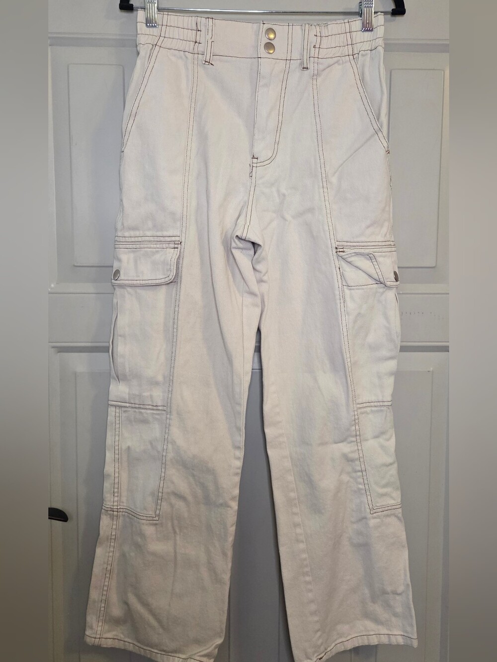 Women's Cream White Cargo Jeans - Relaxed Fit